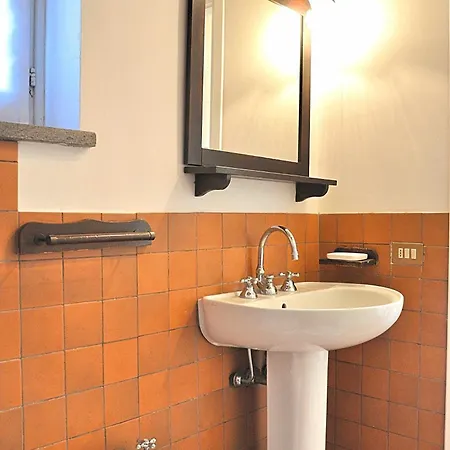 Montecasciano Tulipano Apartment Capranica