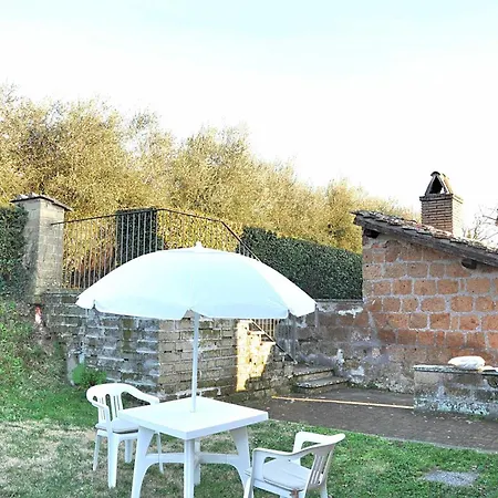 Apartamento Montecasciano - Tulipano Capranica